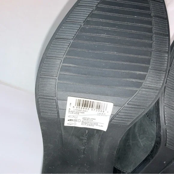 Clarks Linnae Way Black Ankle leather Boots Size 8.5
New without the box - Picture 9 of 16